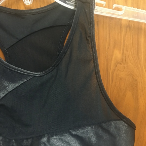 Carbon38 Black Shine Balance Sports Bra Mesh Trim - Picture 5 of 10